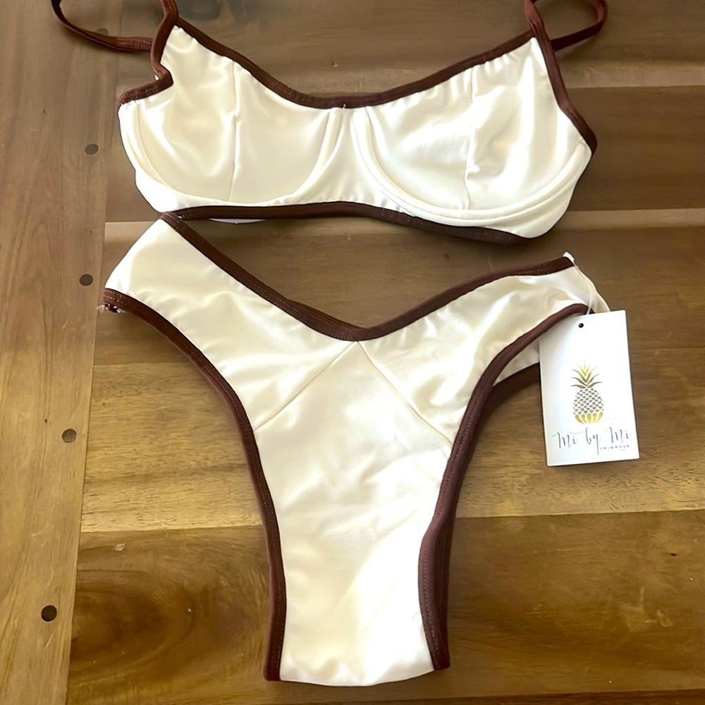 Beautiful bikini set